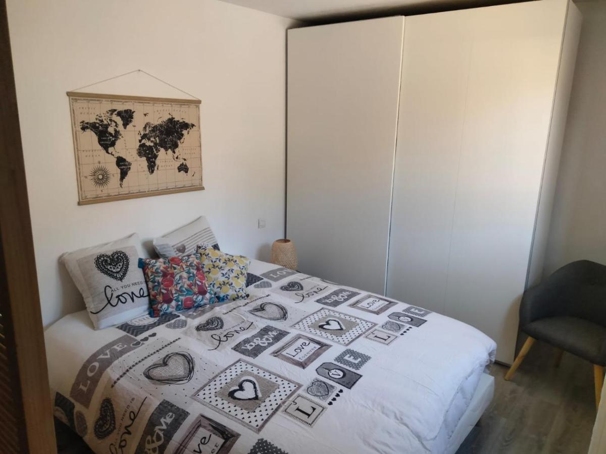 Cabanon Avec Dependance Villa Saint-Mitre-les-Remparts ภายนอก รูปภาพ