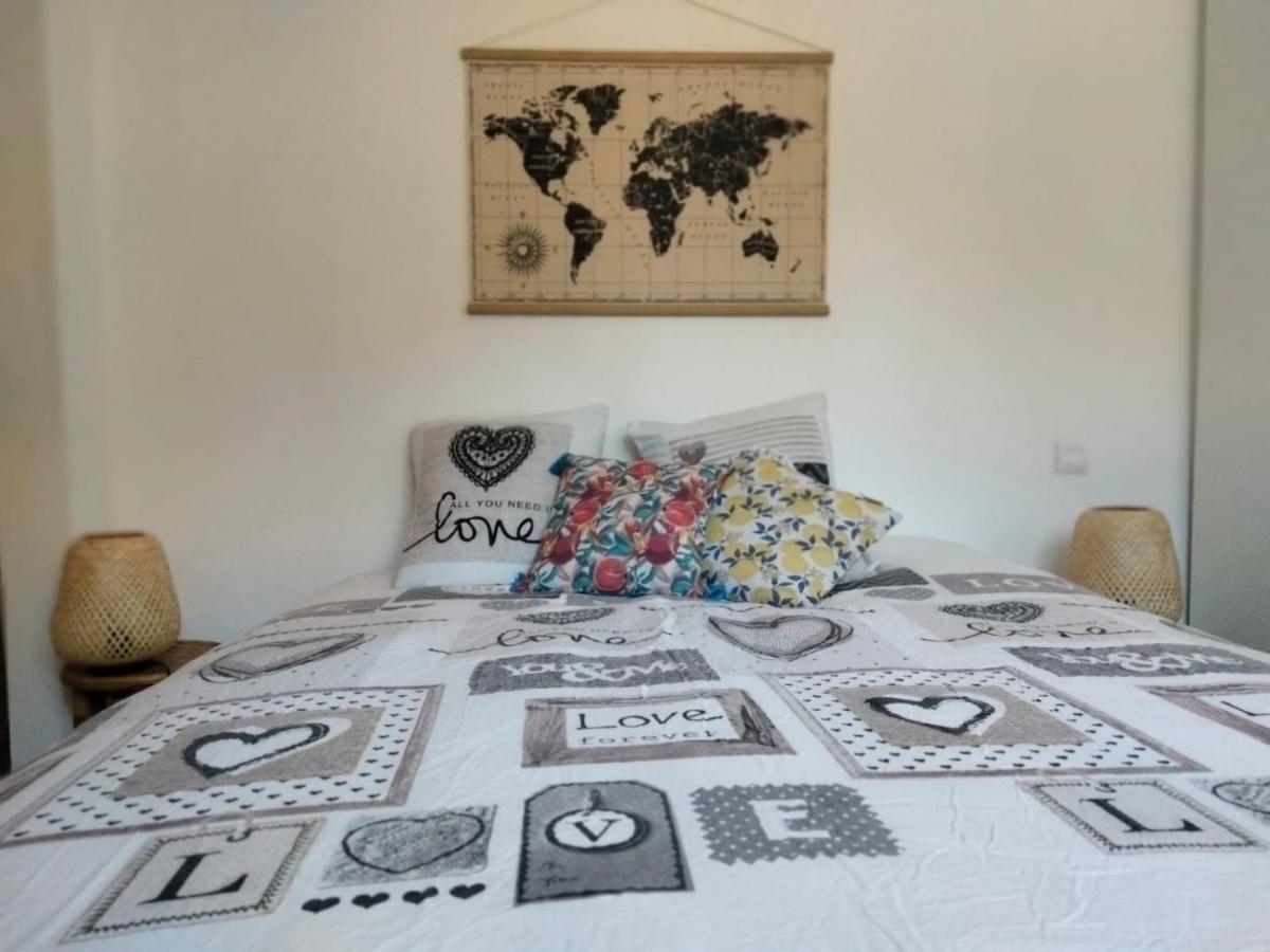 Cabanon Avec Dependance Villa Saint-Mitre-les-Remparts ภายนอก รูปภาพ