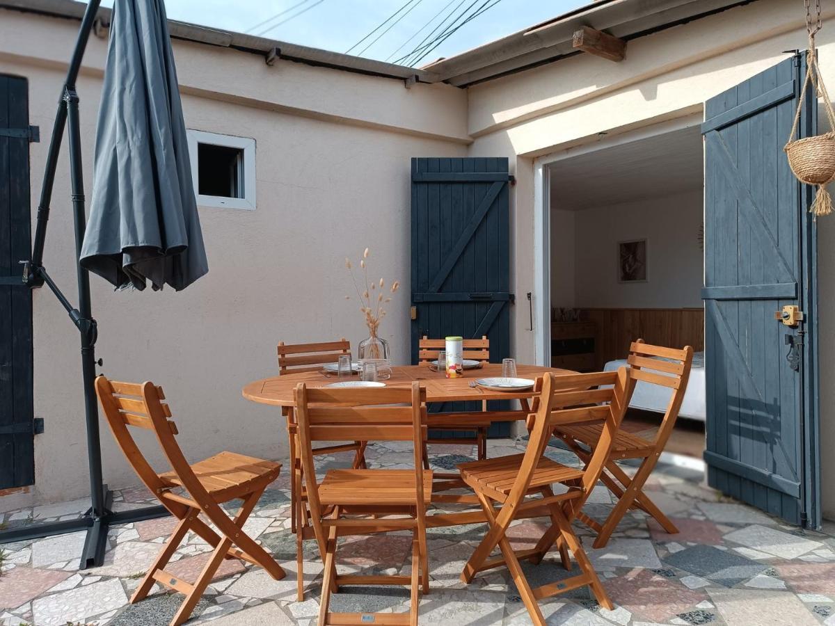Cabanon Avec Dependance Villa Saint-Mitre-les-Remparts ภายนอก รูปภาพ