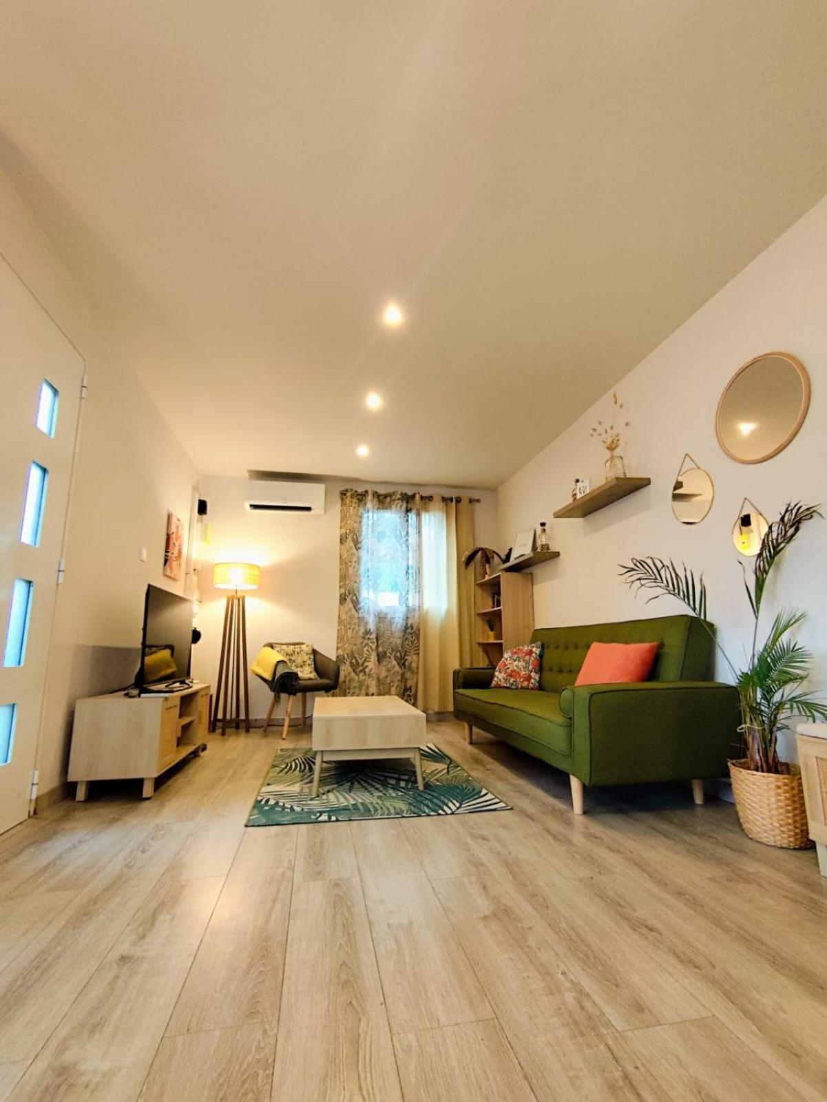 Cabanon Avec Dependance Villa Saint-Mitre-les-Remparts ภายนอก รูปภาพ